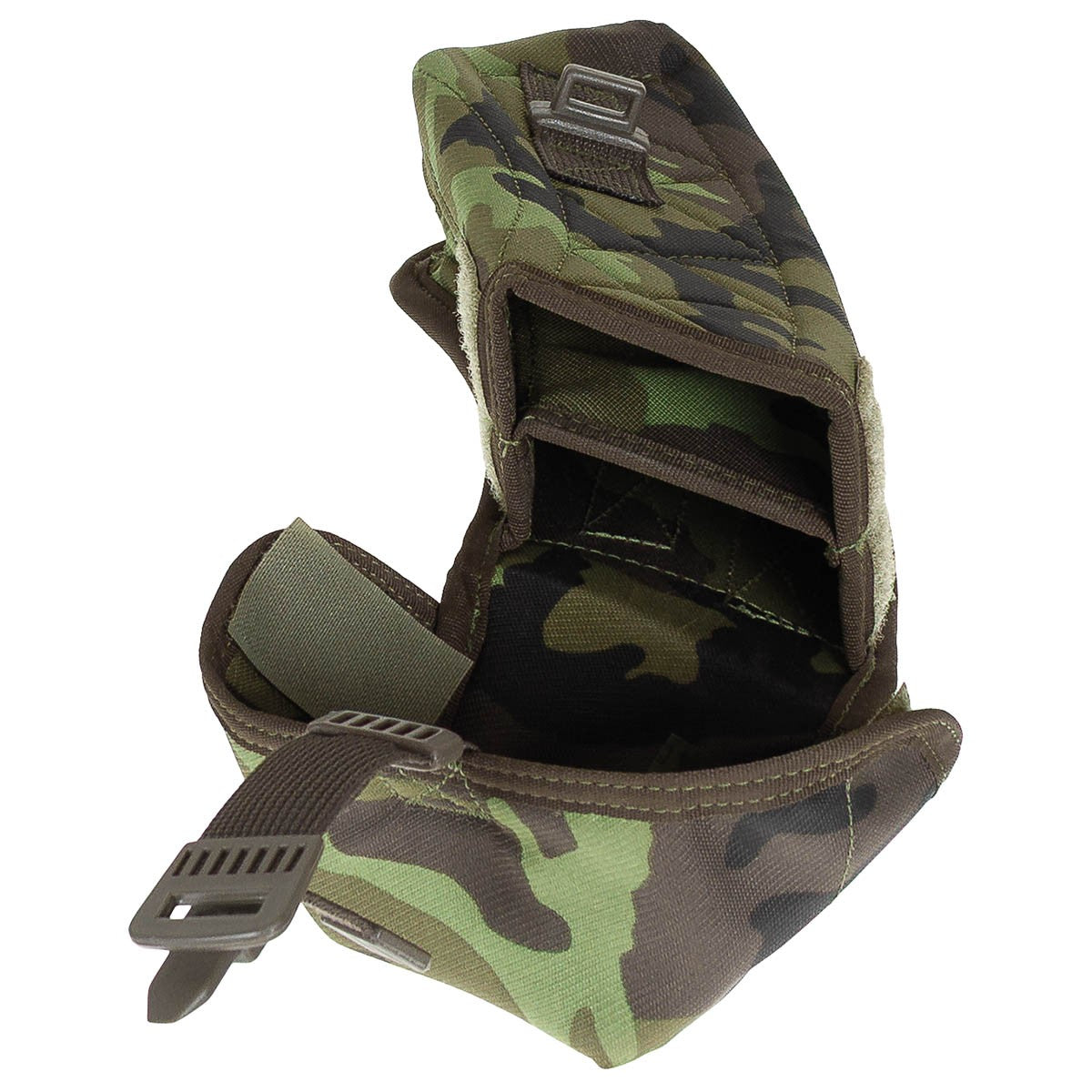 CZ Magazintasche, M95 CZ tarn,SA 58, MNS-2000, neuw.