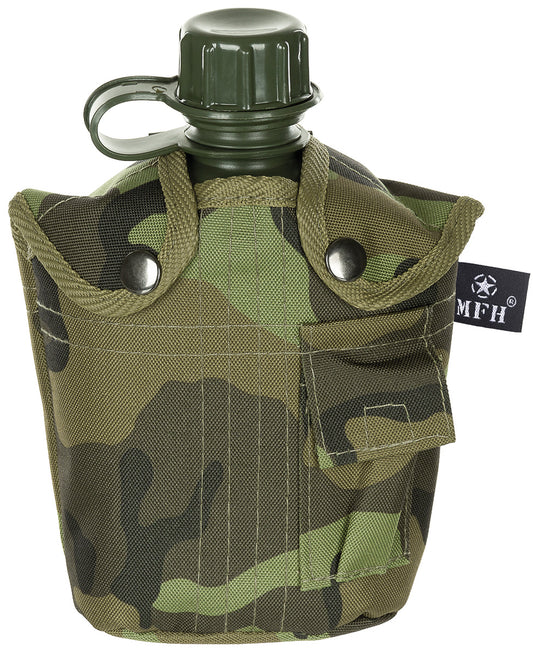 US Plastikfeldflasche, 1 l,Hülle, M 95 CZ tarn