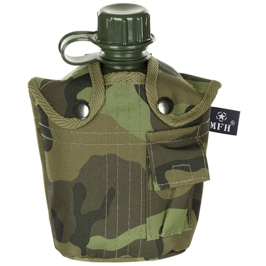 US Plastikfeldflasche, 1 l,Hülle, M 95 CZ tarn