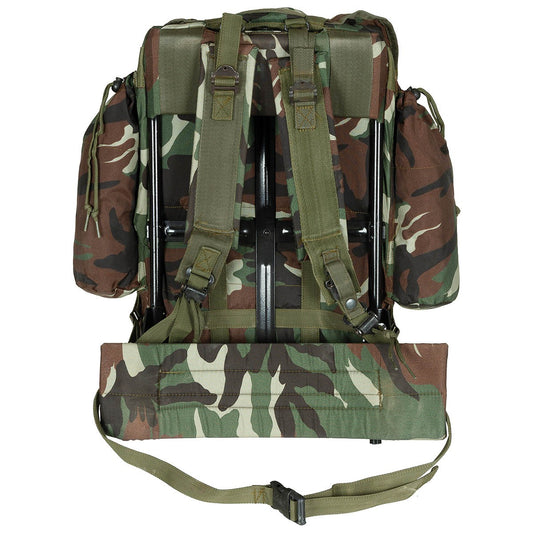 Türk. Rucksack, tarn, gebr.,Metallgestell