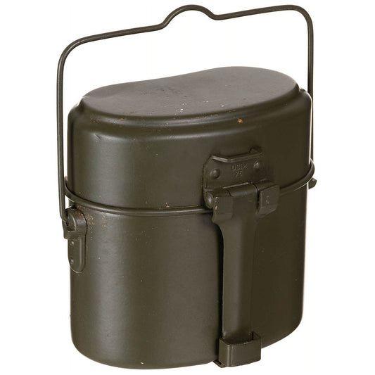 BW Essgeschirr, oliv,3-teilig, neuw., Lagerspuren